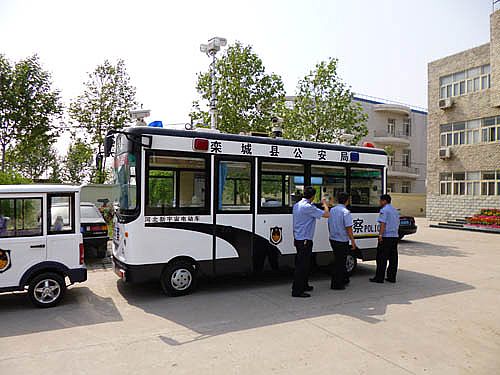 移動警務室石家莊裝備制造基地接車儀式
