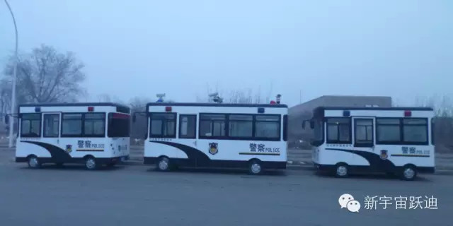 躍迪移動(dòng)警務(wù)室批量發(fā)車邢臺(tái)—零距離服務(wù)群眾